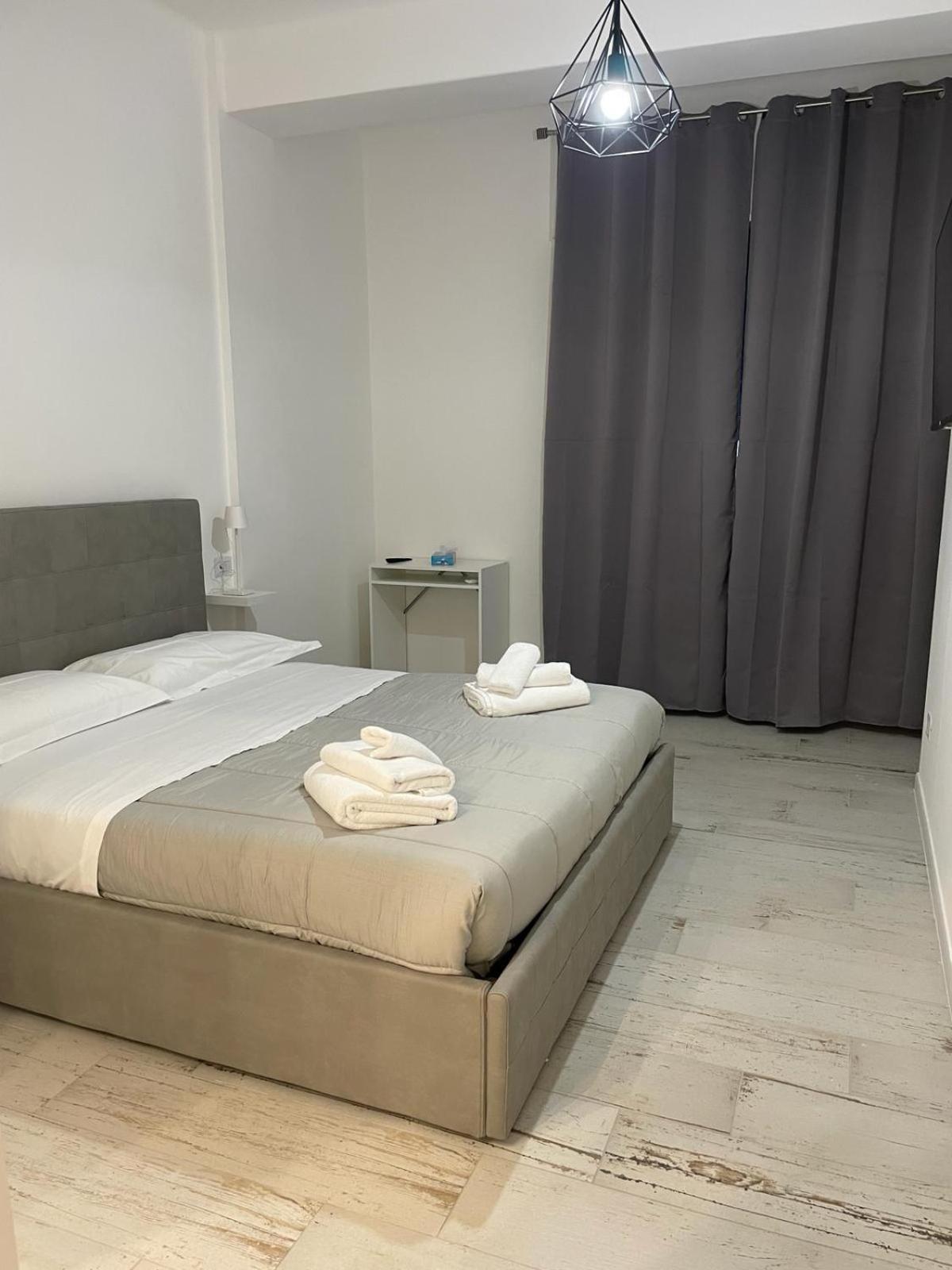 Maison Appartaments Bari Luaran gambar