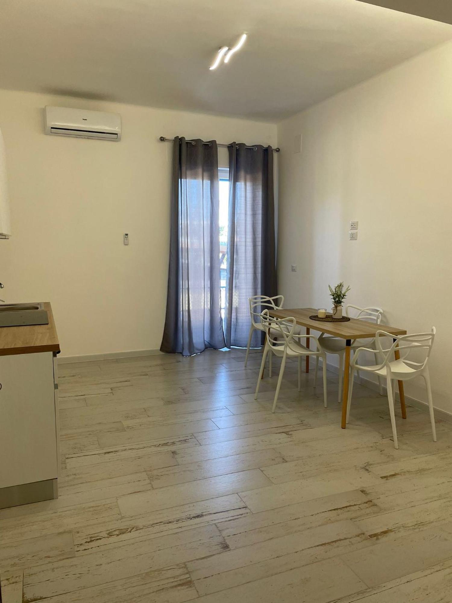 Maison Appartaments Bari Luaran gambar