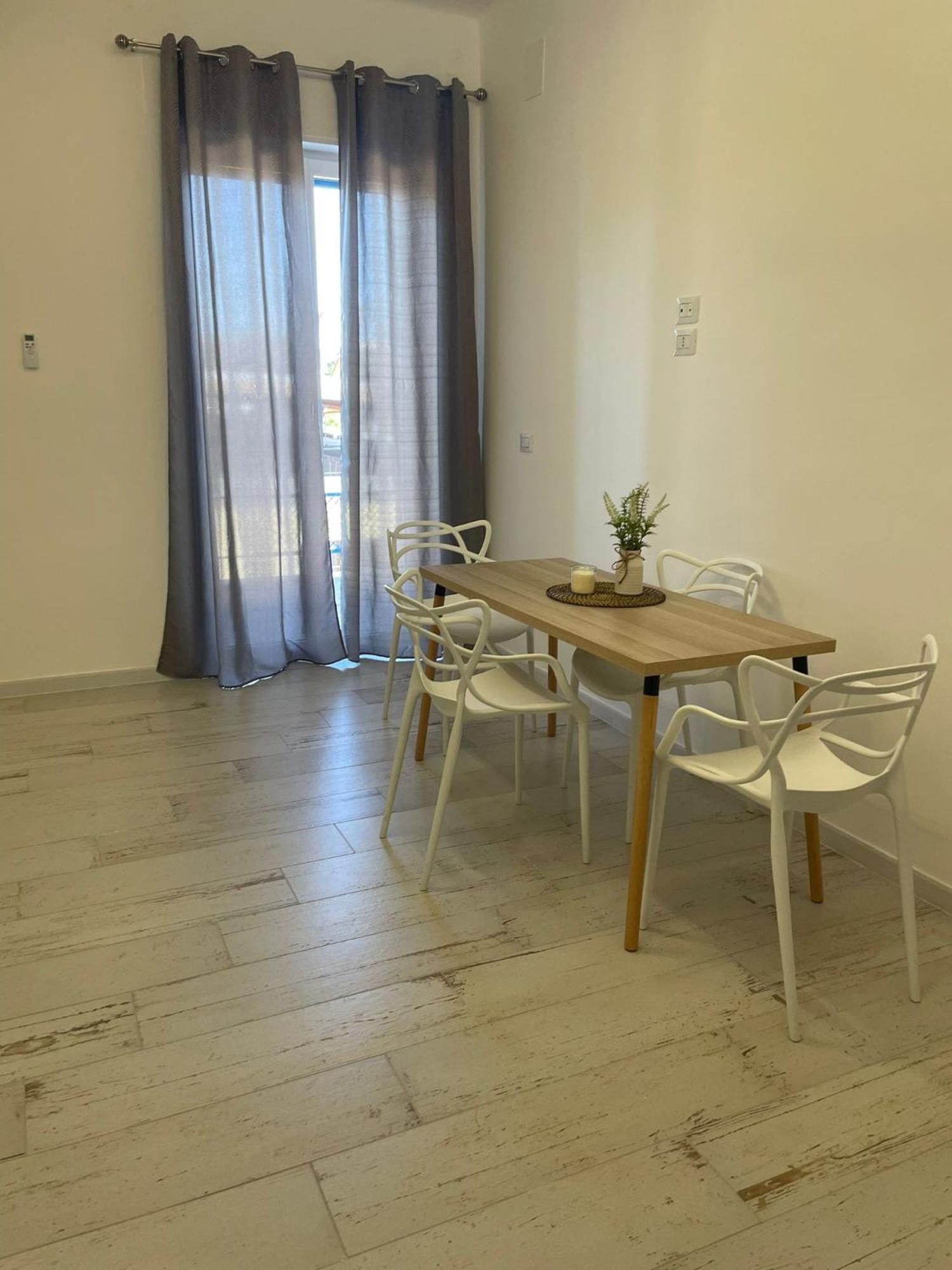 Maison Appartaments Bari Luaran gambar