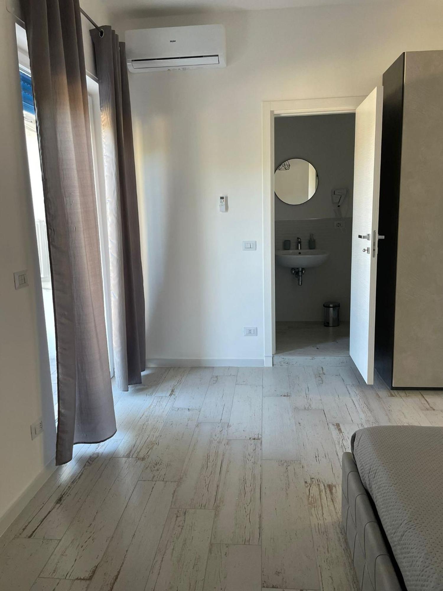 Maison Appartaments Bari Luaran gambar